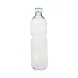 Botella pequeña de estética cotidiana